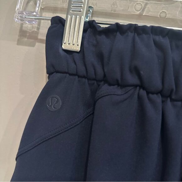 LULULEMON Jogger Women Size 2 Keep Moving Sweatpants True Navy Pockets - Picture 8 of 13